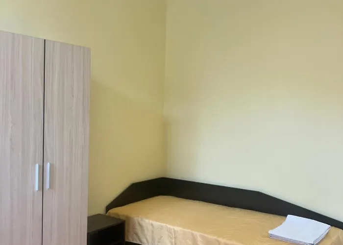 Rayska Yabalka Хостел Варна